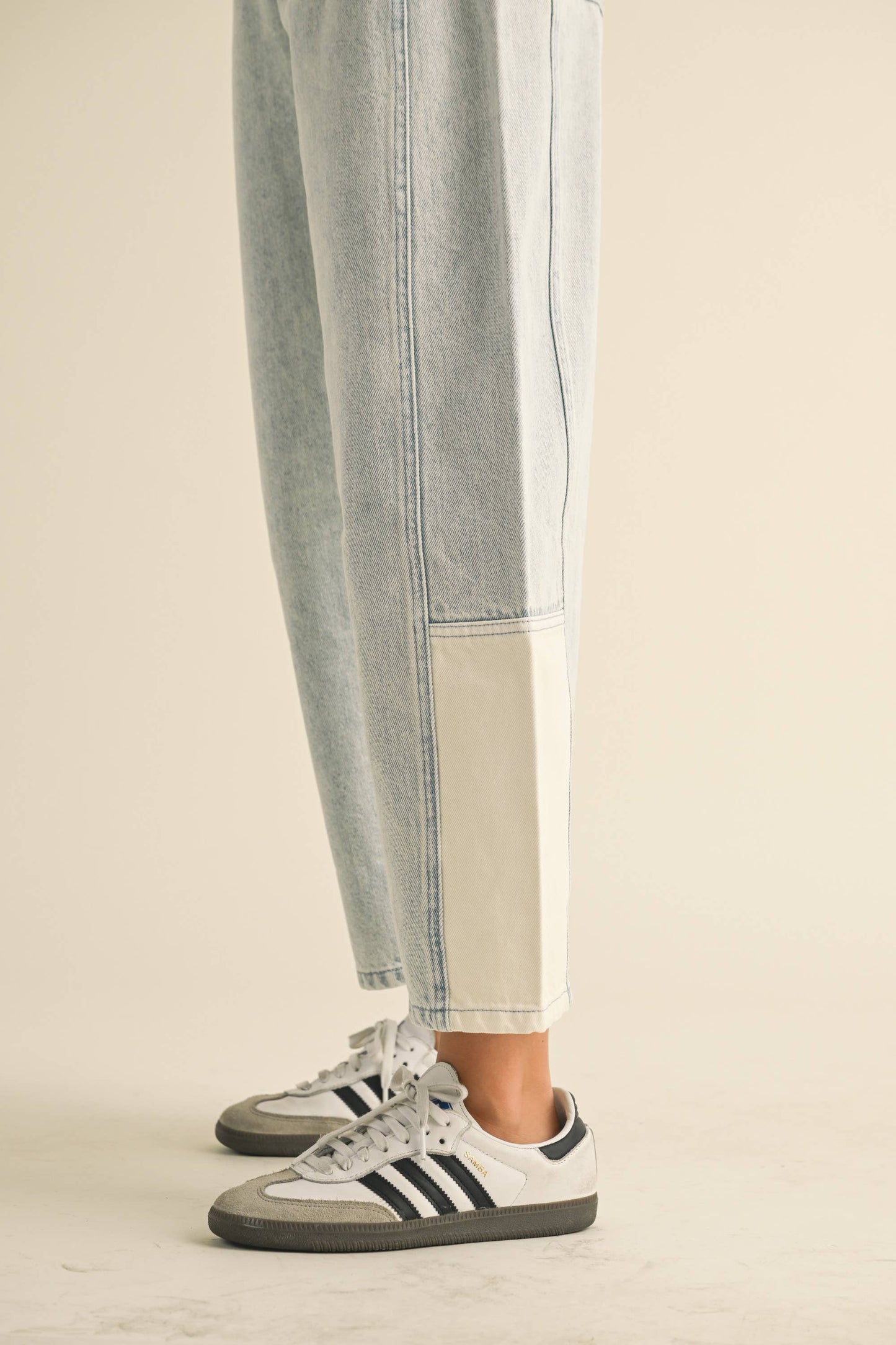 BARREL DENIM PANTS