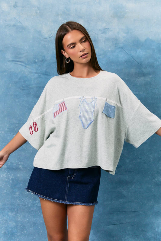 SHORT SLEEVE TOP WITH "AMERICANA" GRAPHIC DETAIL