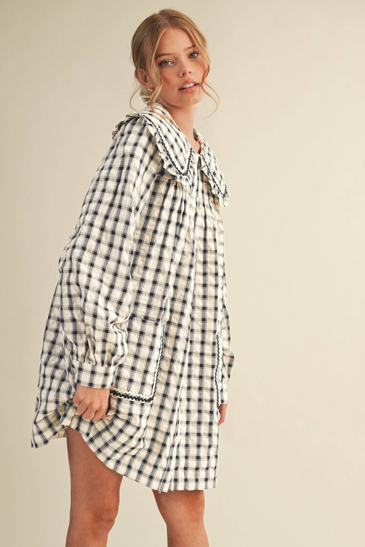 DOLL COLLAR BUTTON DOWN PLAID MINI DRESS