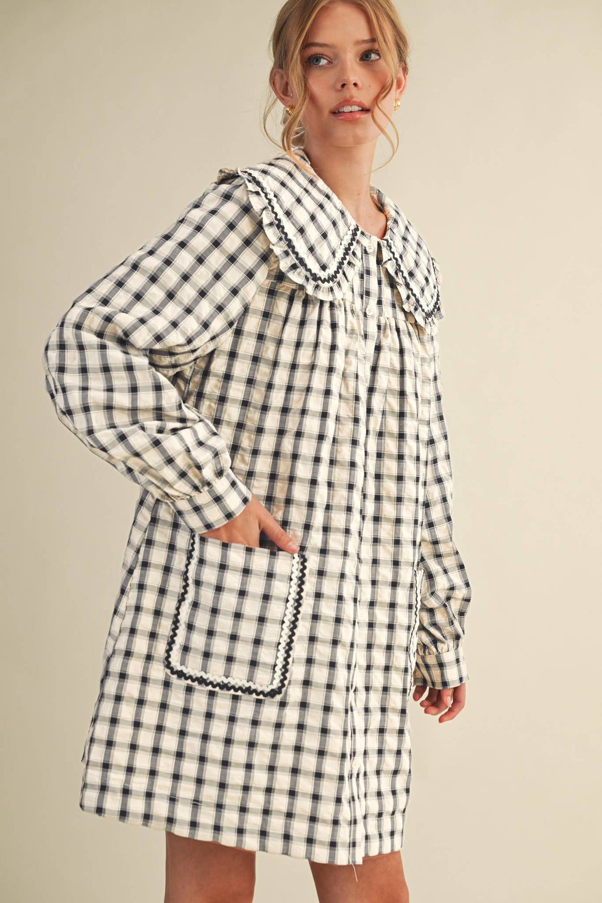 DOLL COLLAR BUTTON DOWN PLAID MINI DRESS